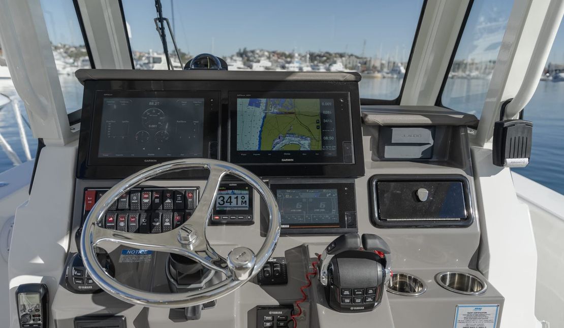 28′ 2019 Pursuit S288