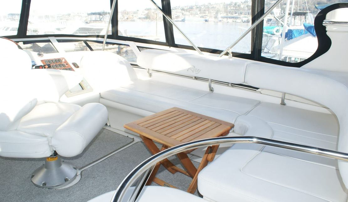 42′ 2000 Sea Ray 420 Aft Cabin