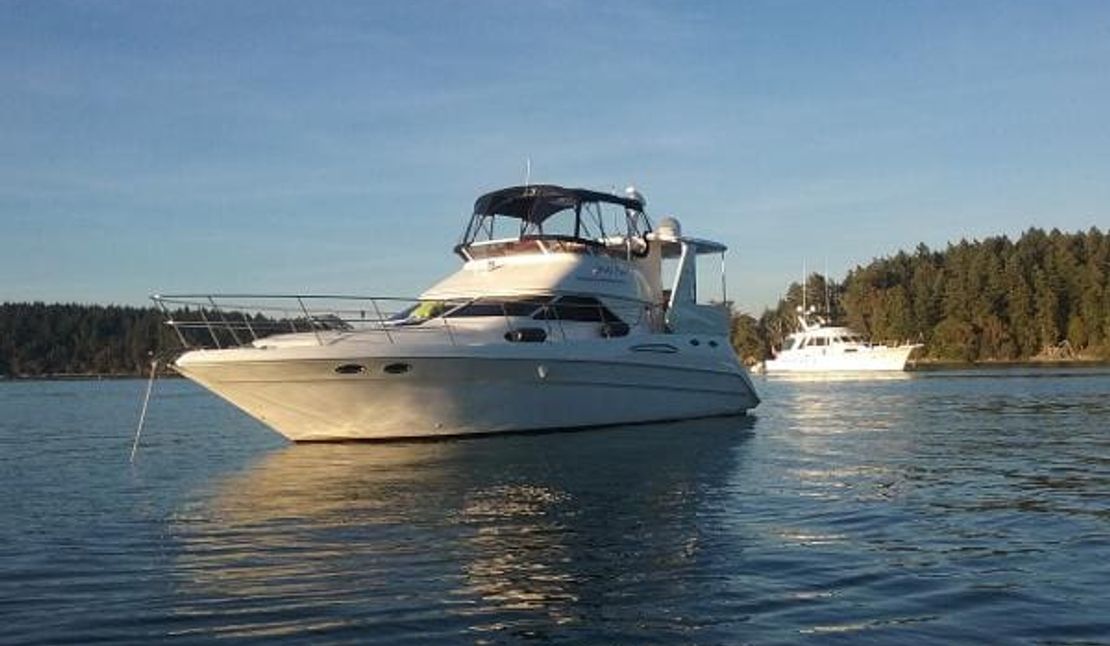 42′ 2000 Sea Ray 420 Aft Cabin