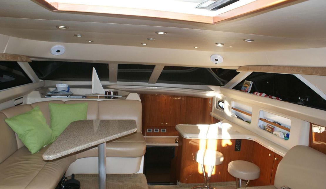 42′ 2000 Sea Ray 420 Aft Cabin