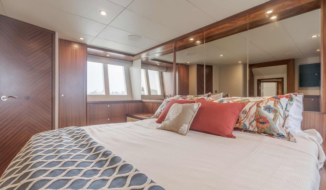72′ 2015 Ocean Alexander Pilothouse