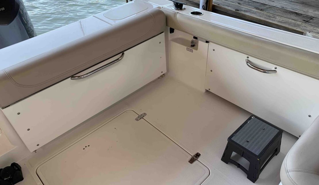26′ 2015 Pursuit 265 DC