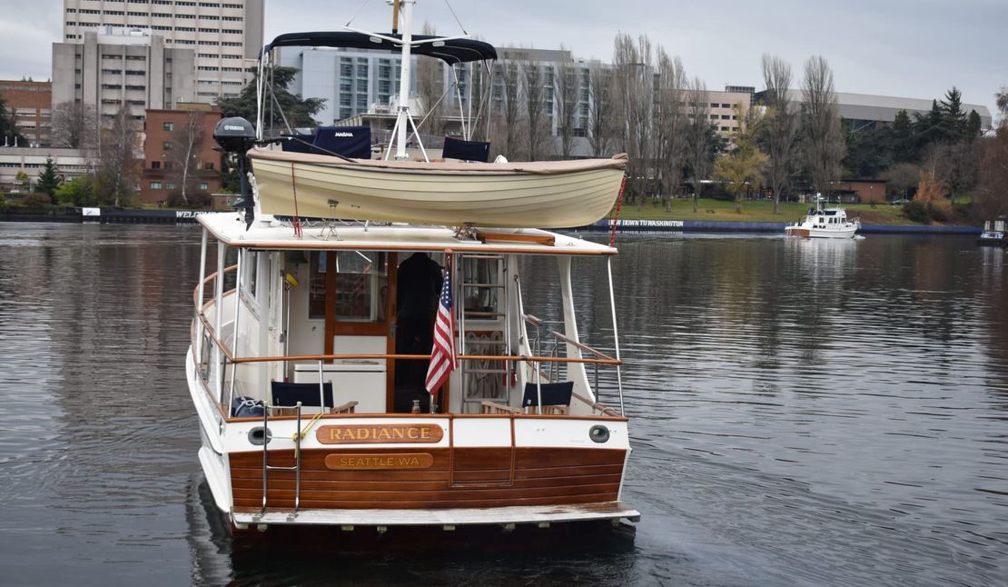 36′ 1990 Grand Banks