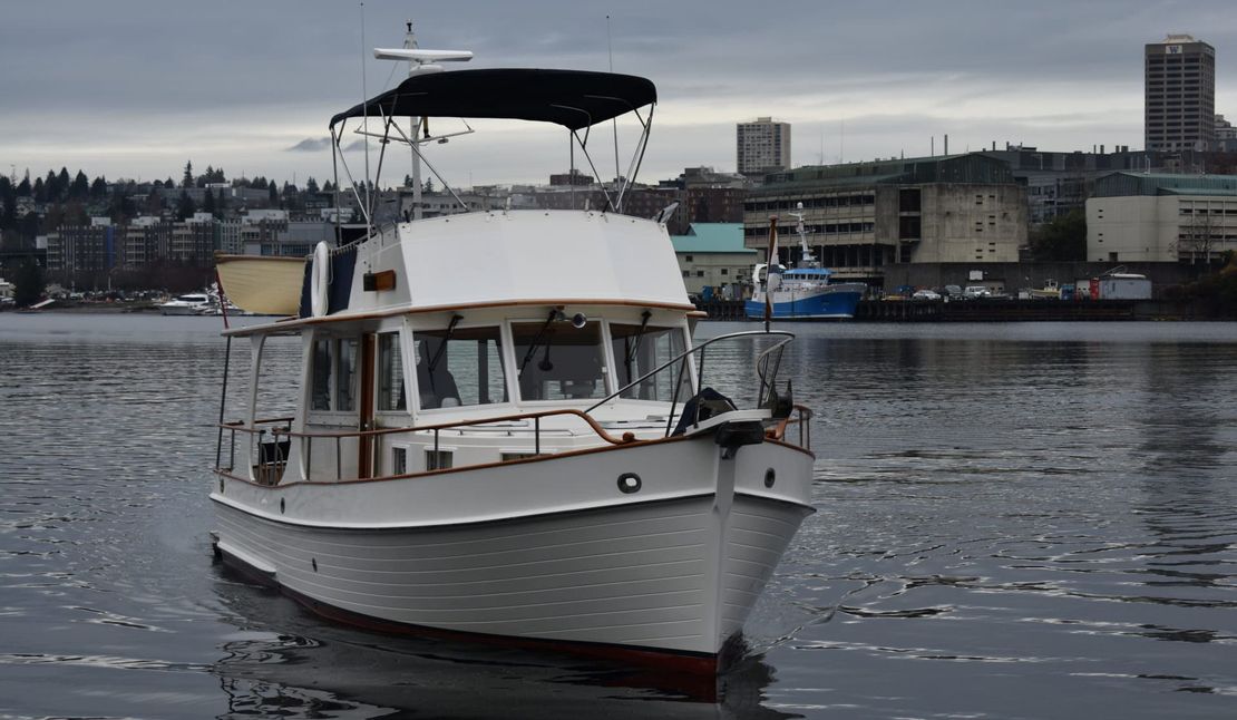36′ 1990 Grand Banks