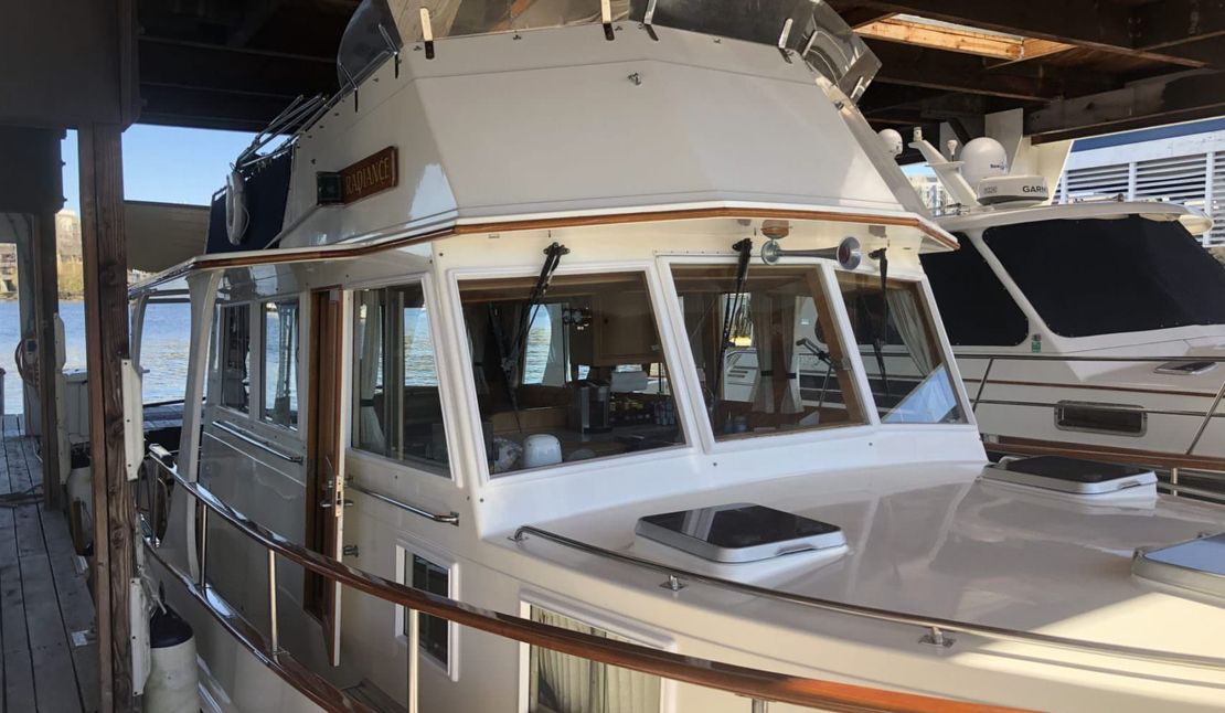 36′ 1990 Grand Banks