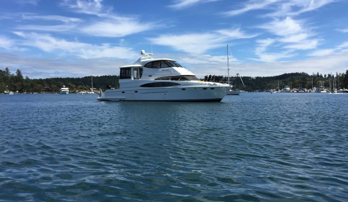 564 Cockpit Motor Yacht