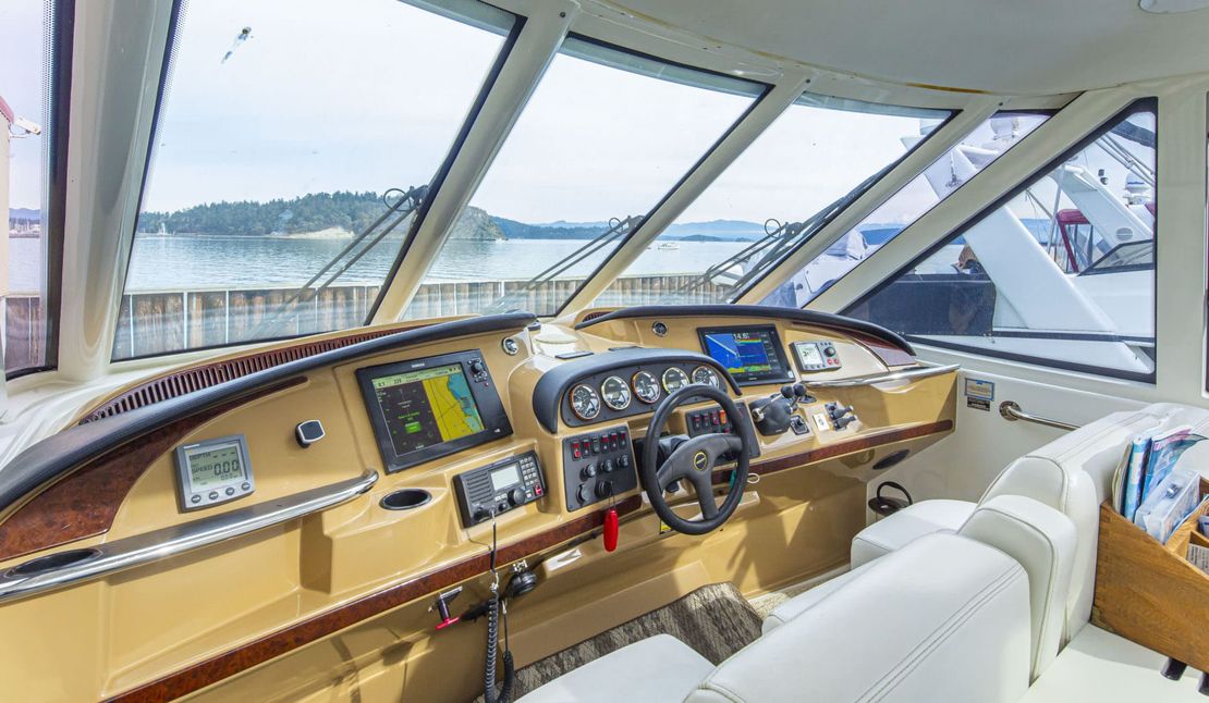 564 Cockpit Motor Yacht