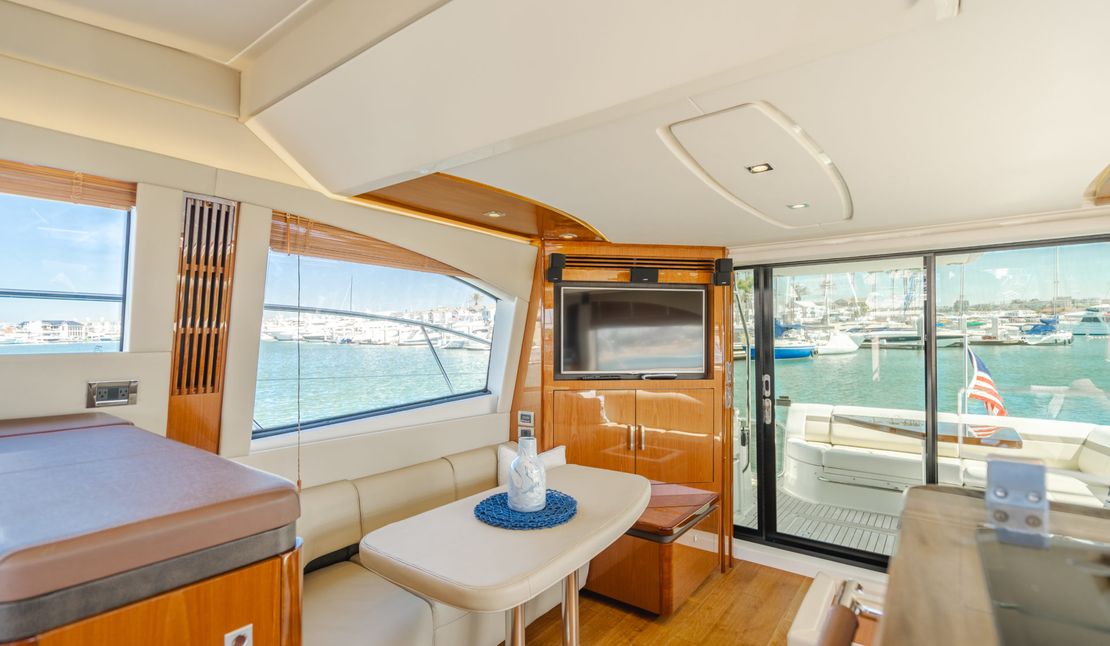 51′ 2015 Sea Ray 510 Fly