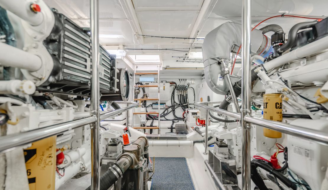 64′ 2004 Ocean Alexander 64 Pilothouse