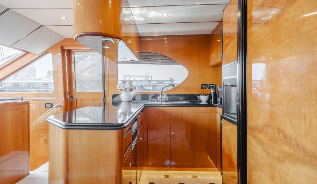 64′ 2004 Ocean Alexander 64 Pilothouse