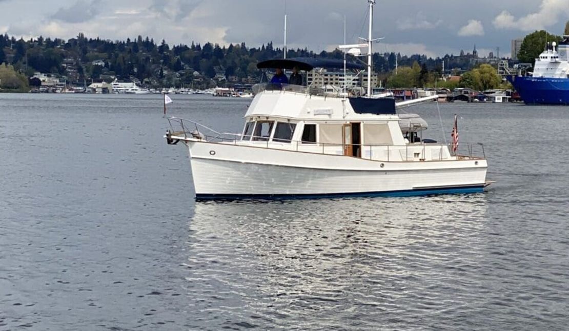 42′ 1995 Grand Banks