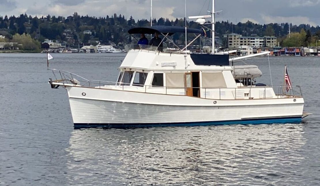 42′ 1995 Grand Banks