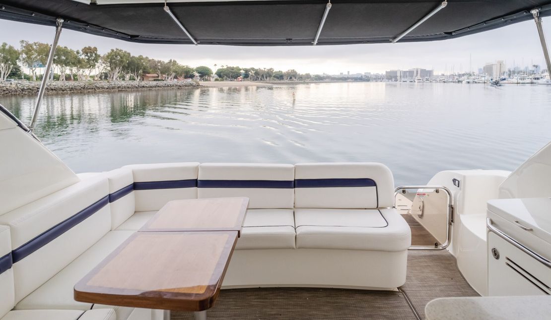 47′ 2011 Sea Ray