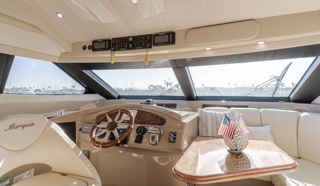 59′ 2004 Marquis