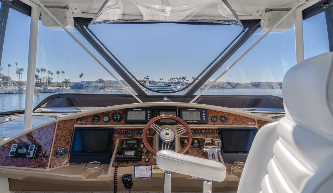 59′ 2004 Marquis