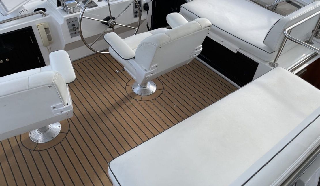 44′ 1989 Ocean Alexander