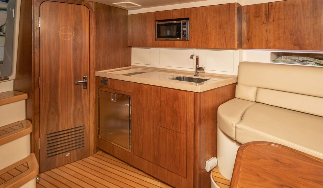 36′ 2015 Chris-Craft