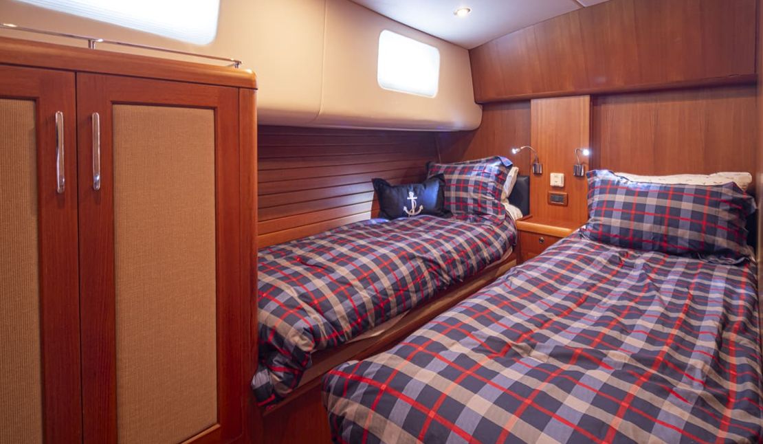 45′ 2008 Grand Banks