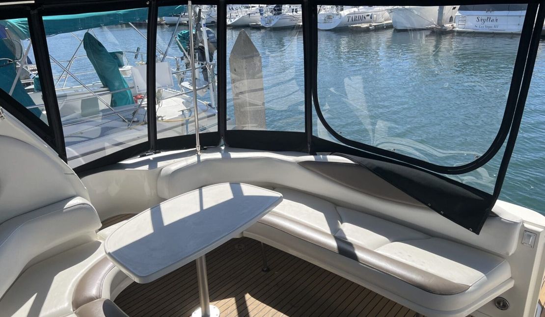 38′ 2003 Sea Ray