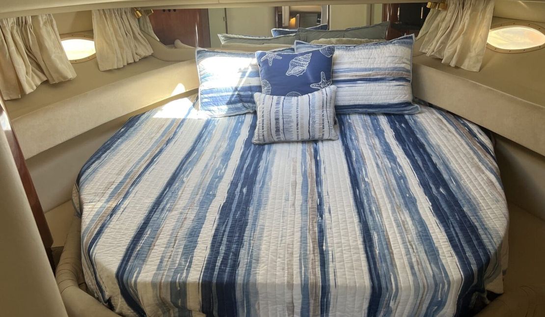 38′ 2003 Sea Ray