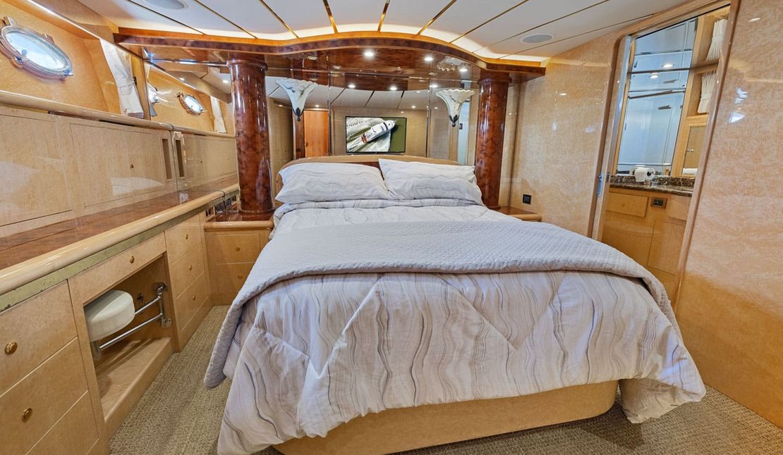 64′ 2005 Ocean Alexander