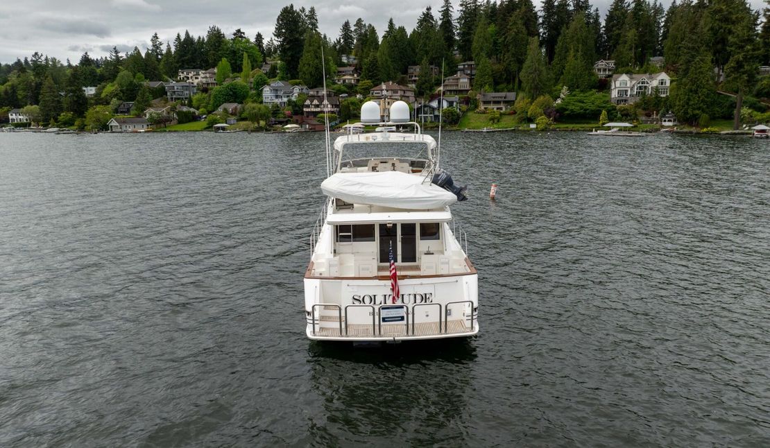 58′ 2001 West Bay