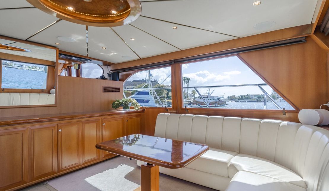 55′ 2005 Ocean Alexander