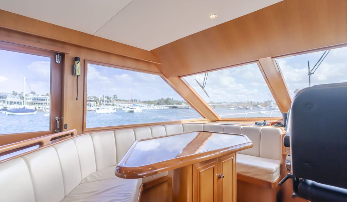 55′ 2005 Ocean Alexander