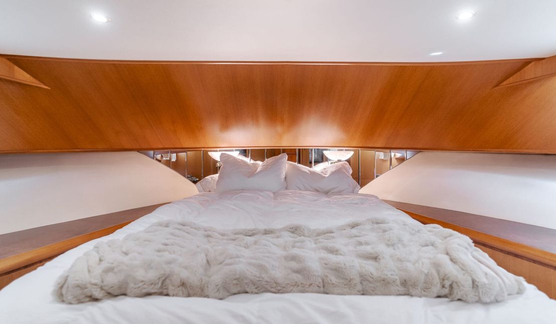 55′ 2005 Ocean Alexander