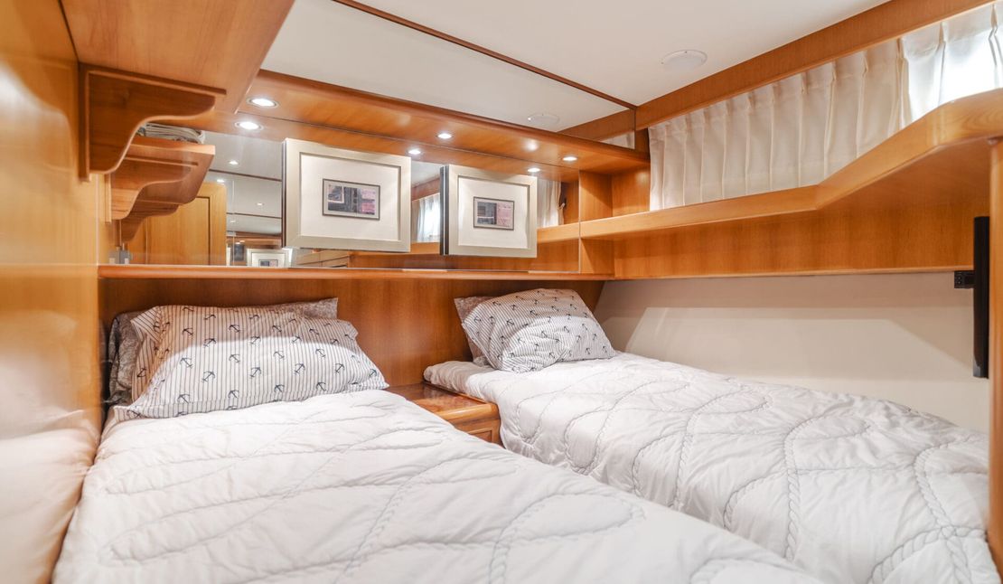 55′ 2005 Ocean Alexander