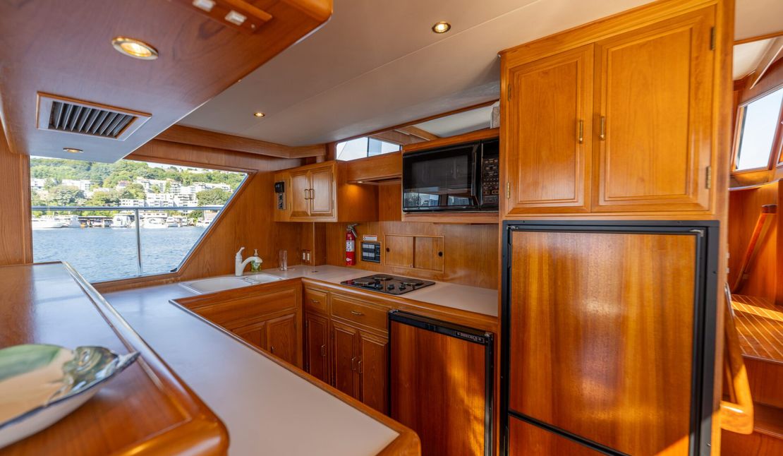 48′ 1995 Ocean Alexander