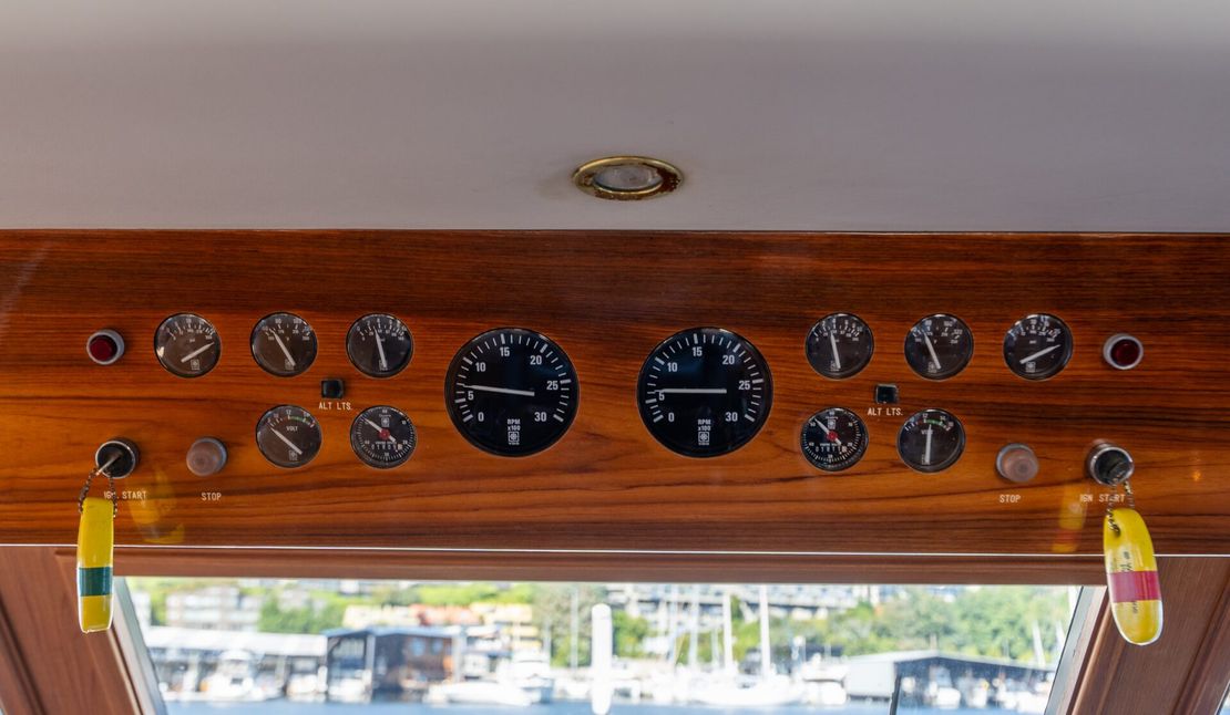 48′ 1995 Ocean Alexander