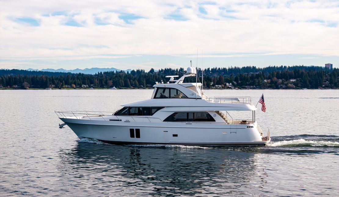 72′ 2017 Ocean Alexander