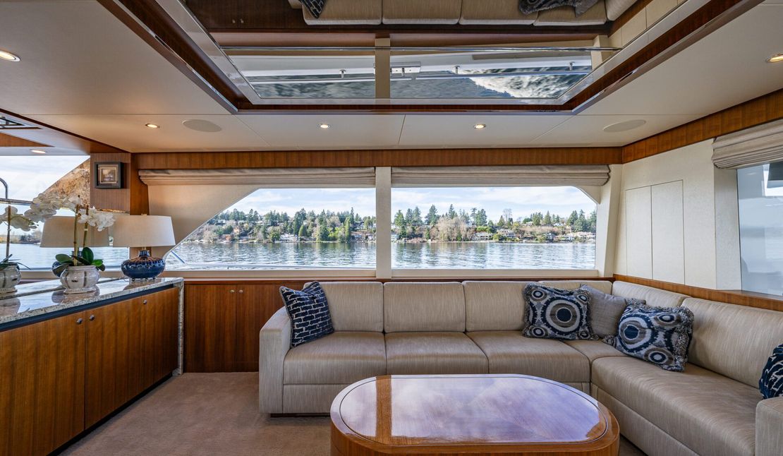72′ 2017 Ocean Alexander