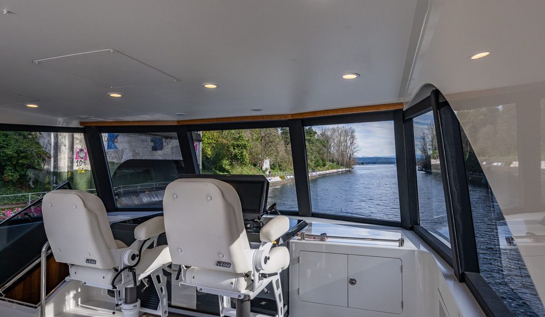72′ 2017 Ocean Alexander