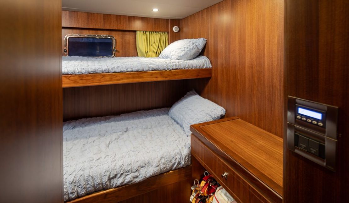 82′ 2014 Ocean Alexander
