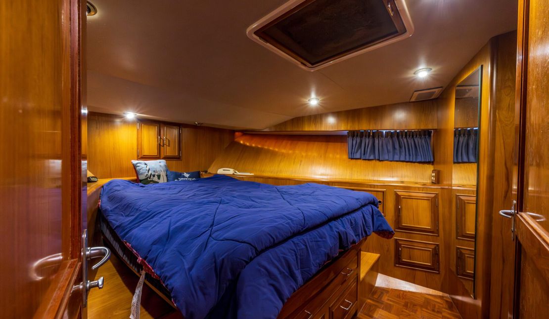 48′ 1990 Ocean Alexander
