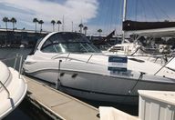 31′ 2015 Rinker 310 Express Cruiser