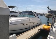 31′ 2015 Rinker 310 Express Cruiser