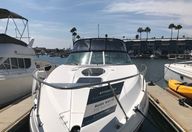 31′ 2015 Rinker 310 Express Cruiser