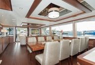 100′ 2018 Ocean Alexander Skylounge Motor Yacht