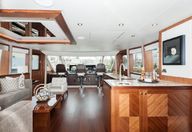 100′ 2018 Ocean Alexander Skylounge Motor Yacht