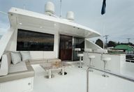 100′ 2018 Ocean Alexander Skylounge Motor Yacht
