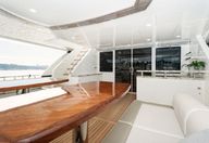 100′ 2018 Ocean Alexander Skylounge Motor Yacht