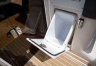 28′ Regal Bowrider