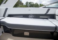 28′ Regal Bowrider