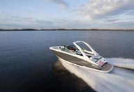 28′ Regal Bowrider