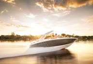 28′ Regal Bowrider