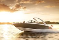 28′ Regal Bowrider