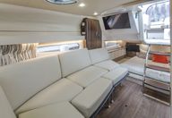 33′ 2018 Regal Express